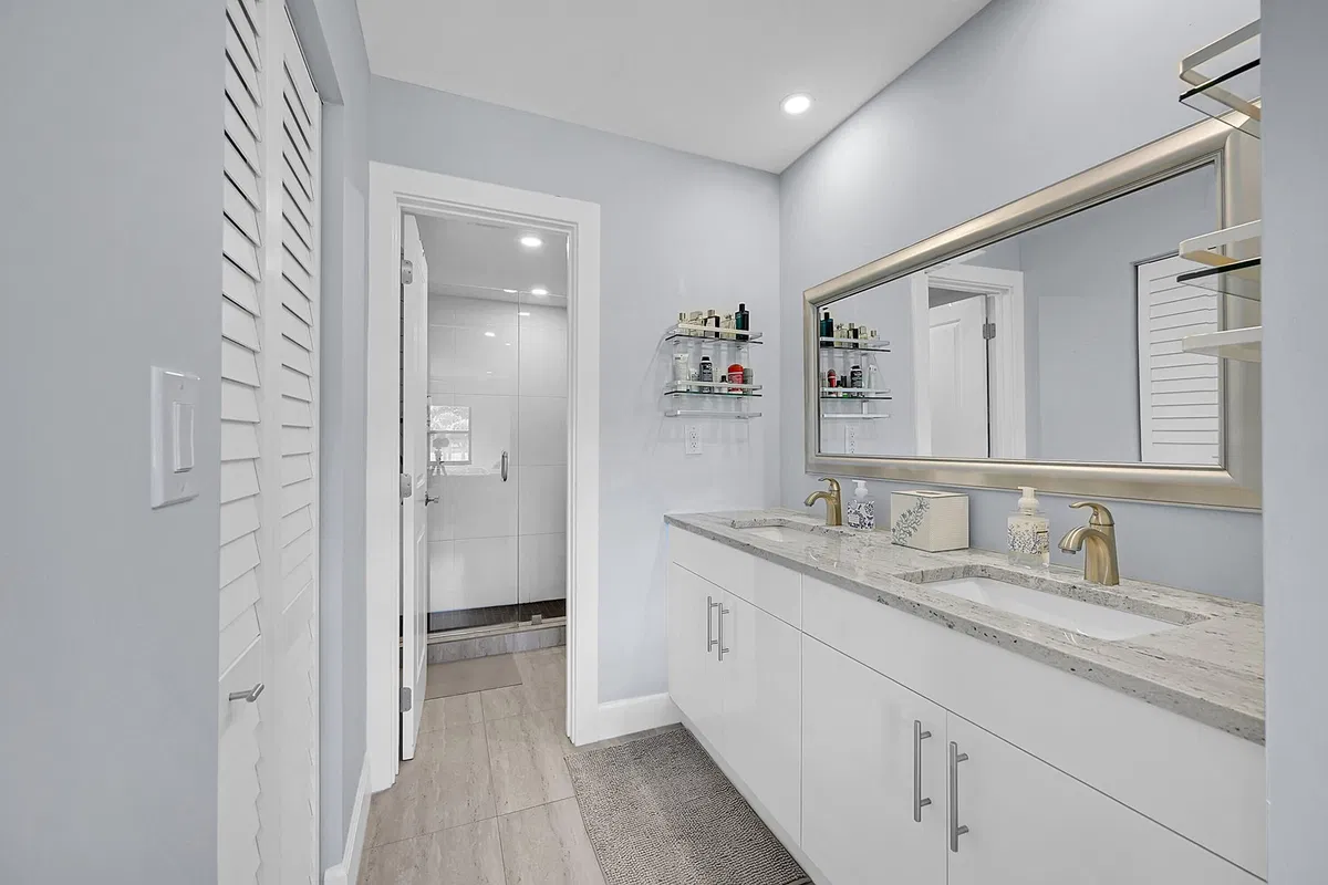 Eastpointe Country Club Unit 201 photo 19