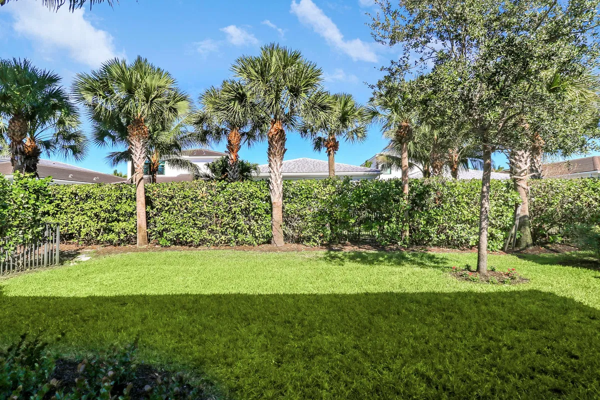 Artistry Palm Beach Gardens Residence photo 16