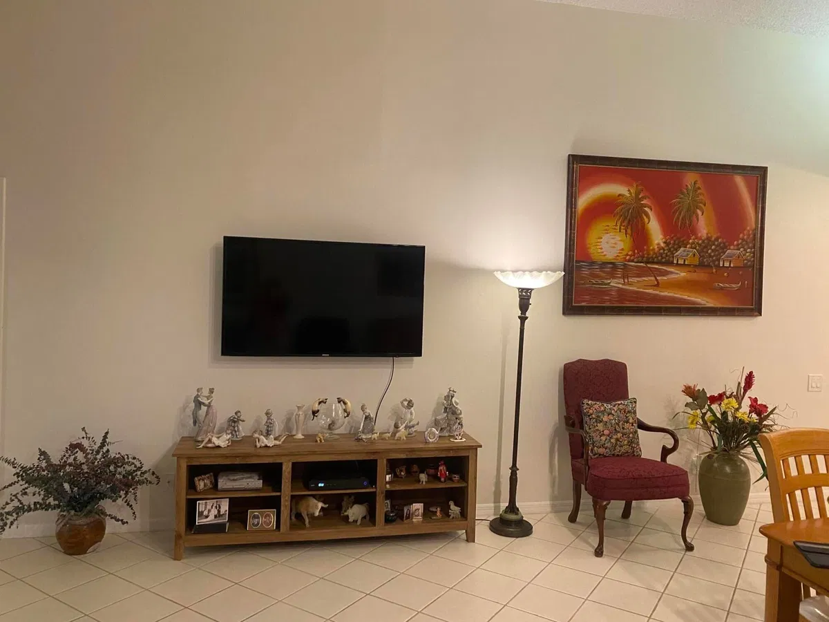 Residence photo 16