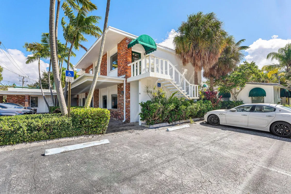 Downtown Delray Beach Unit 96 photo 4