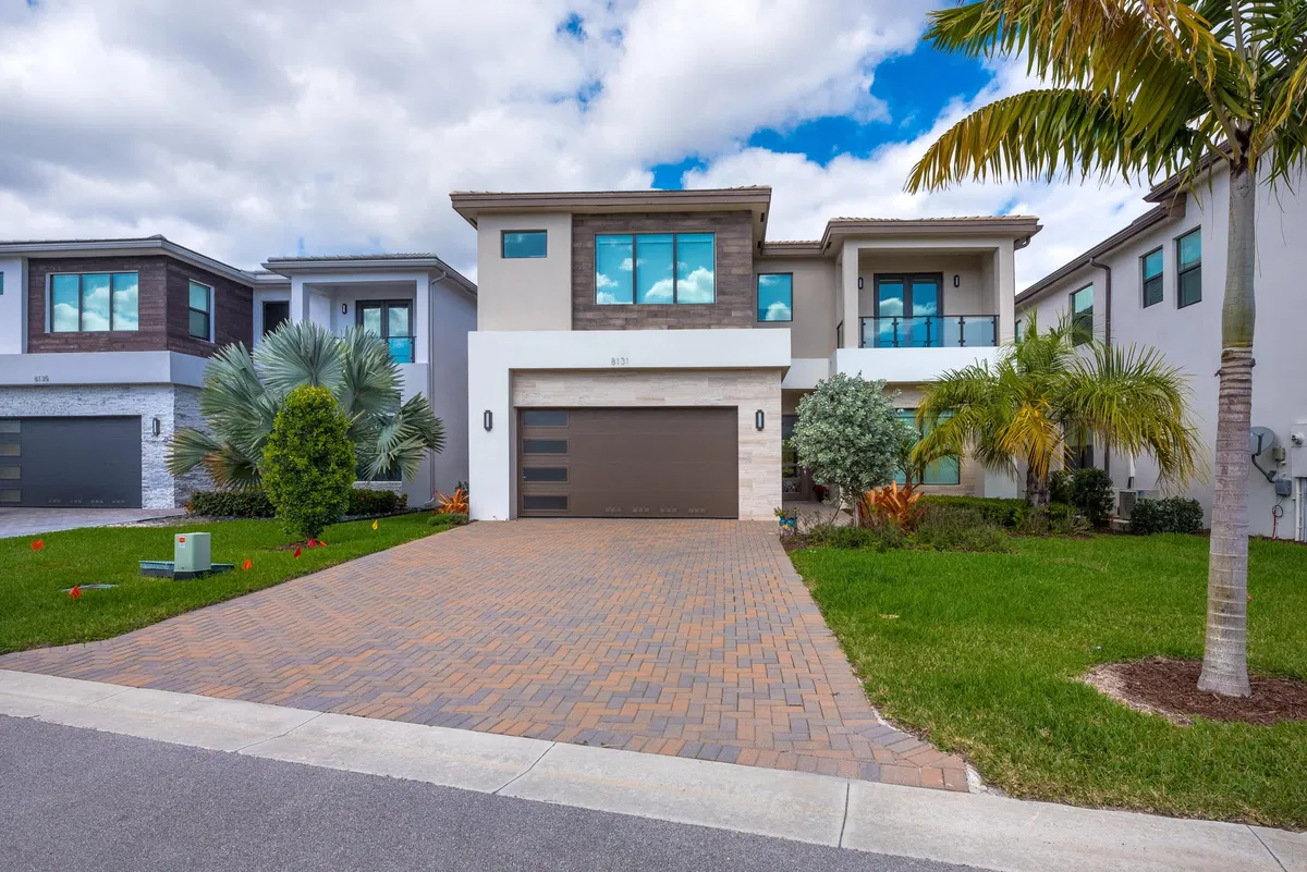 Boca Bridges Residence