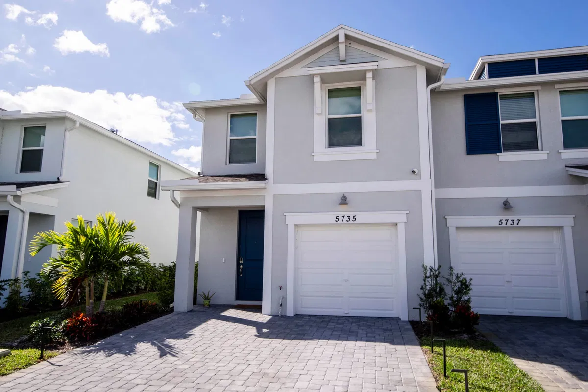 Residence photo 28