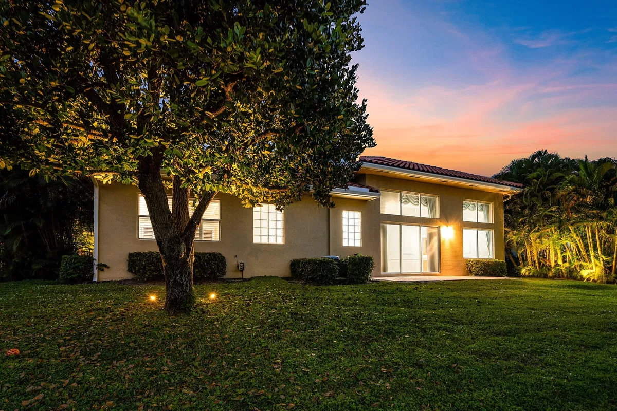 Boca Grove Residence photo 13