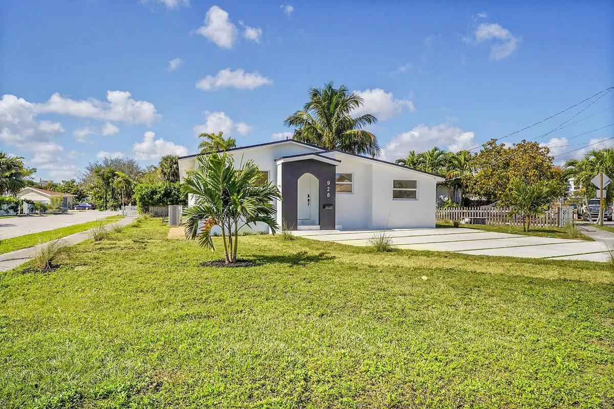 Flamingo Park Residence