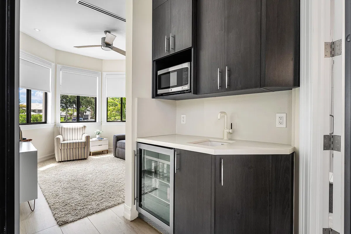 Residence photo 37