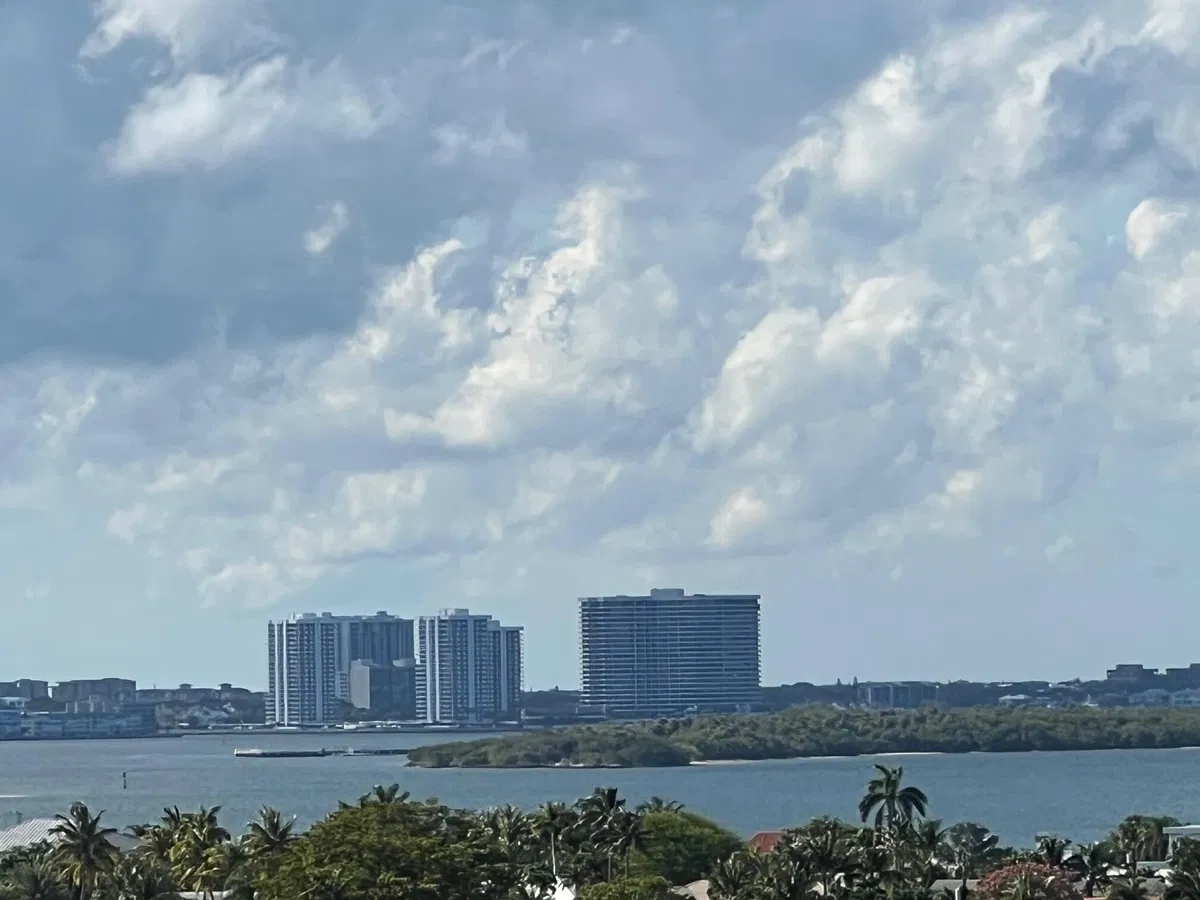 Singer Island Unit 905 photo 19