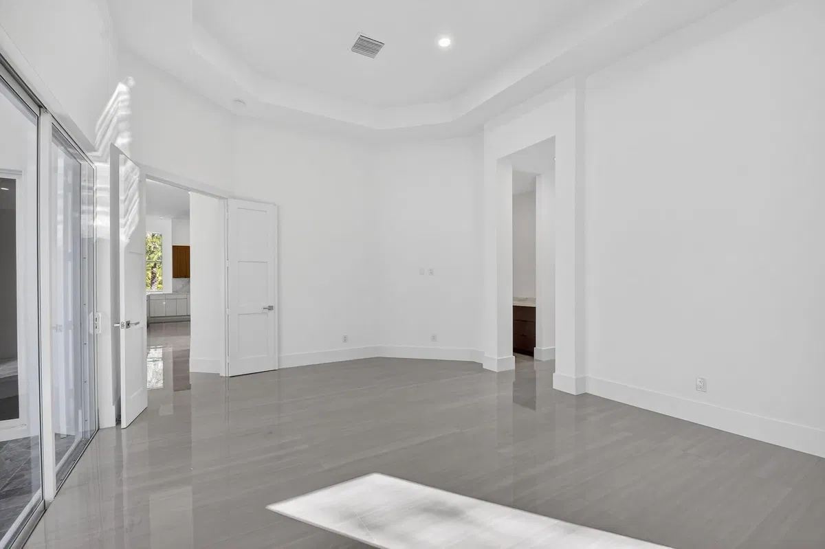 Residence photo 31