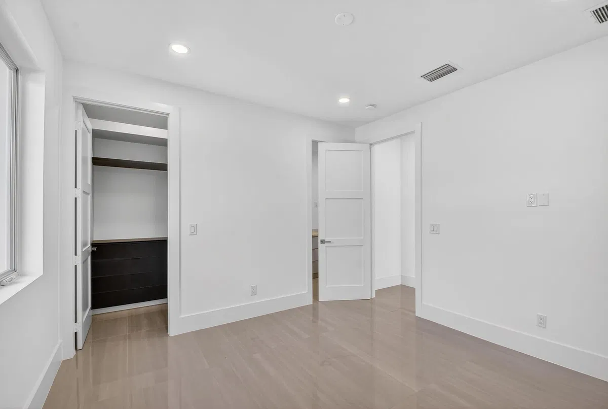 Residence photo 49