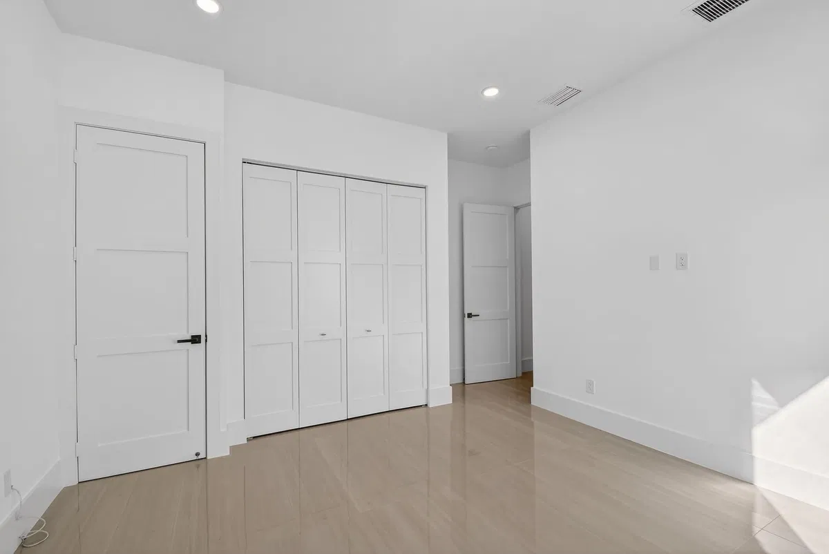Residence photo 58