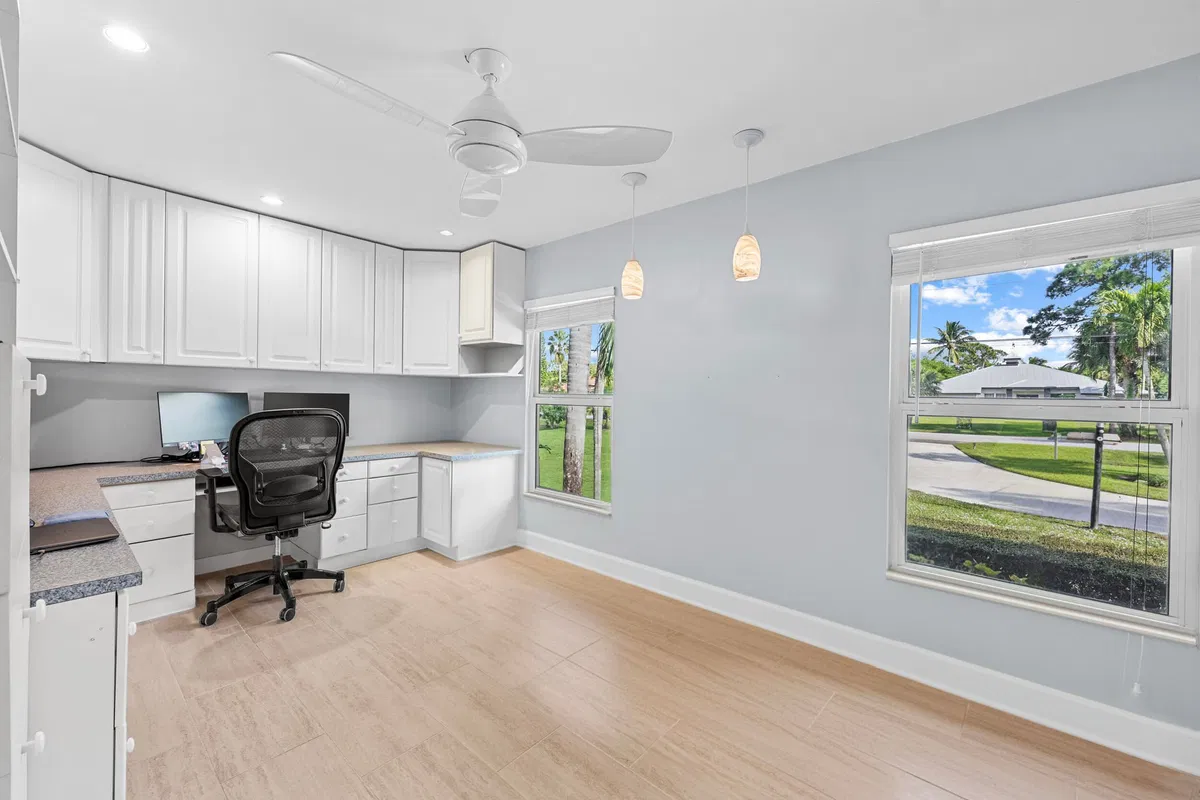 Residence photo 19