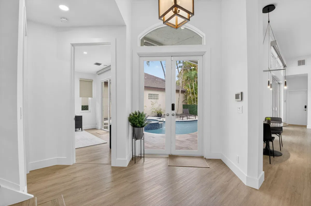 Woodfield Country Club Residence photo 4