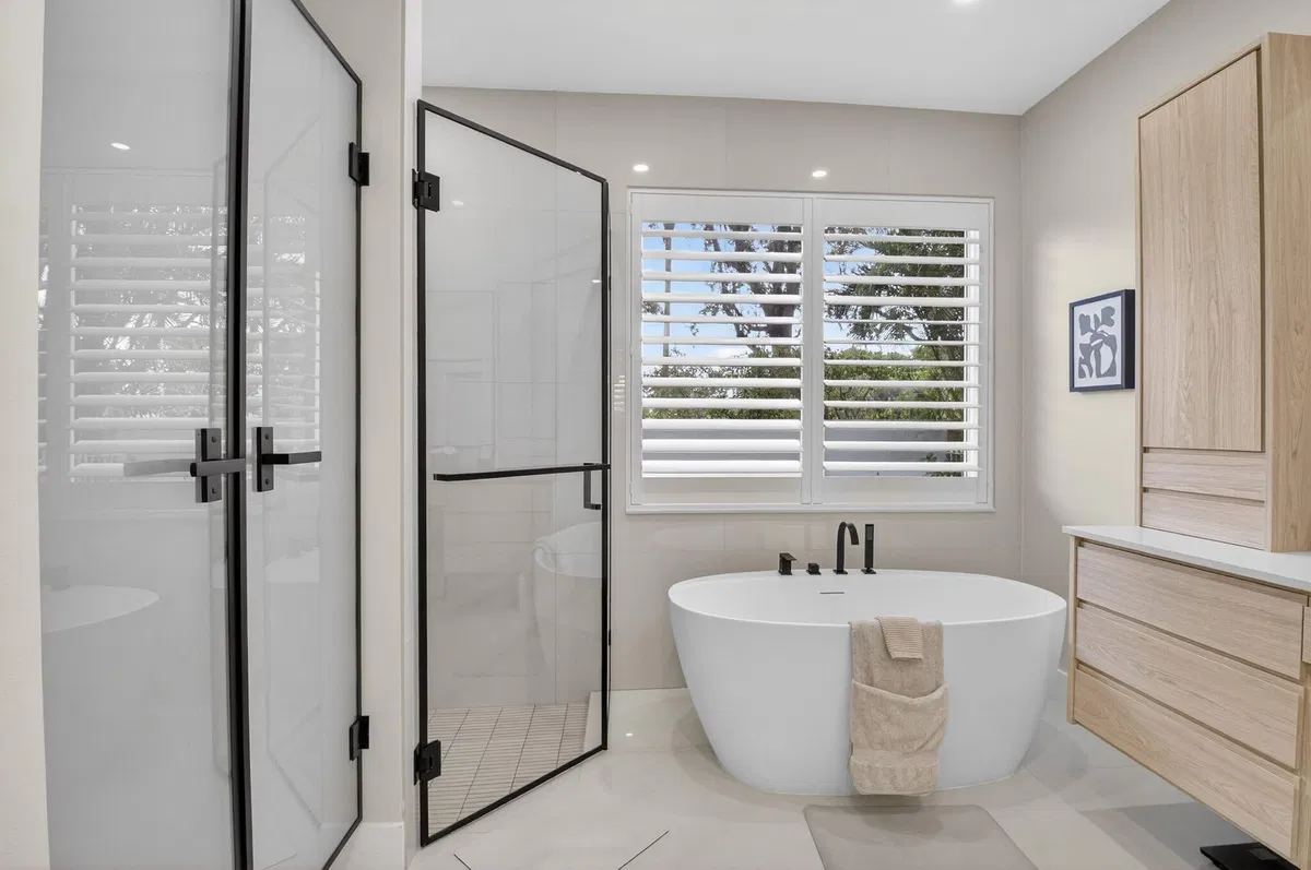 Woodfield Country Club Residence photo 25