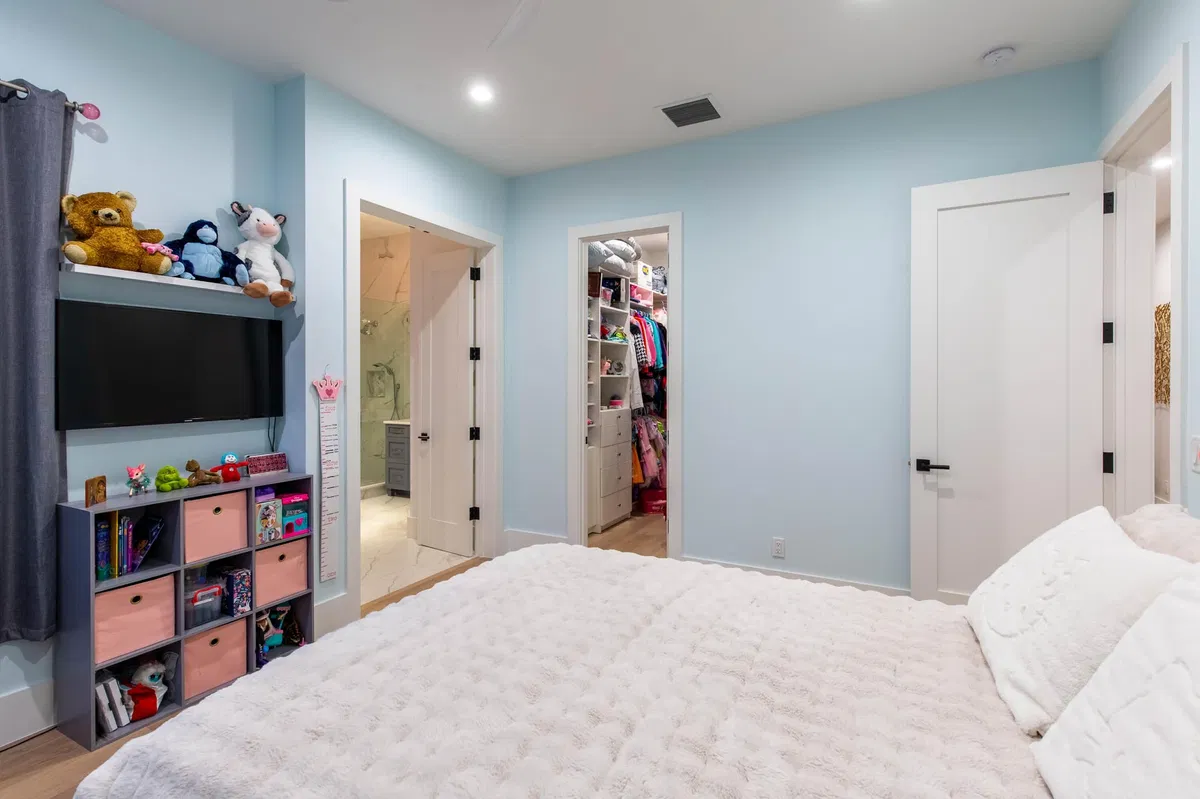 Residence photo 19