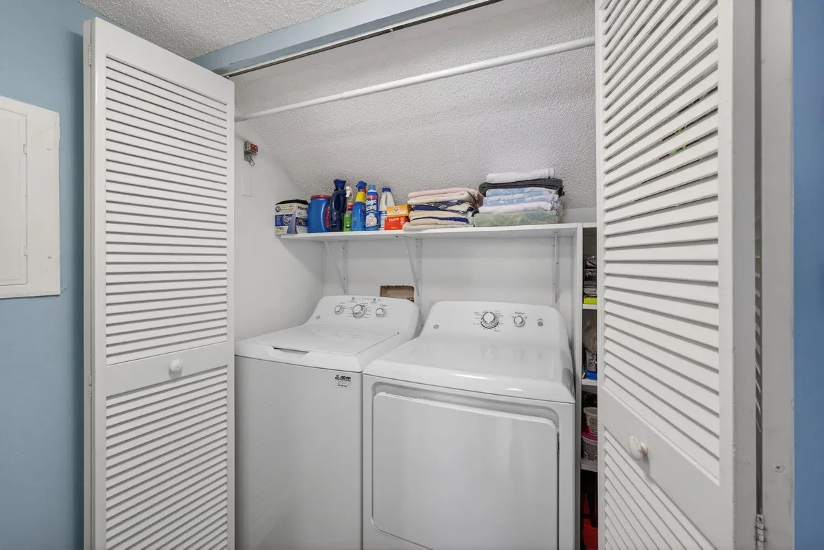  Residence photo 37