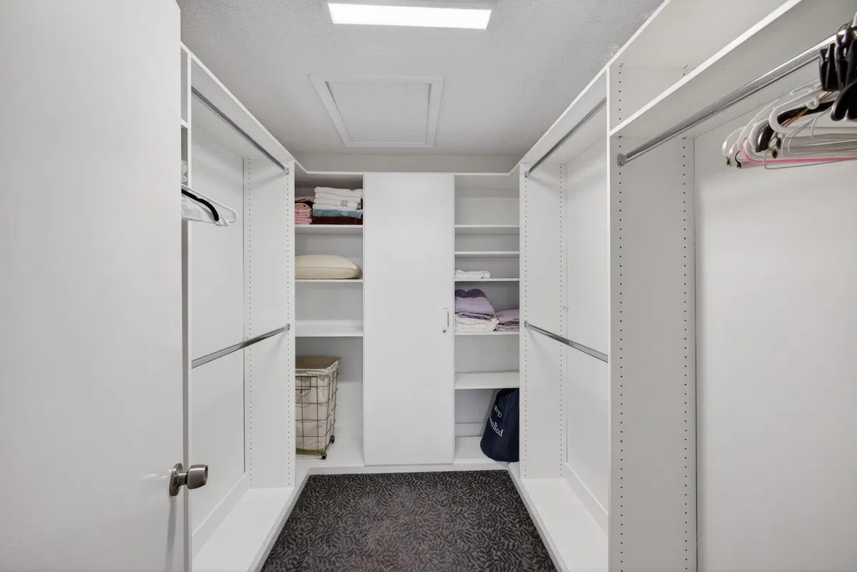  Residence photo 43