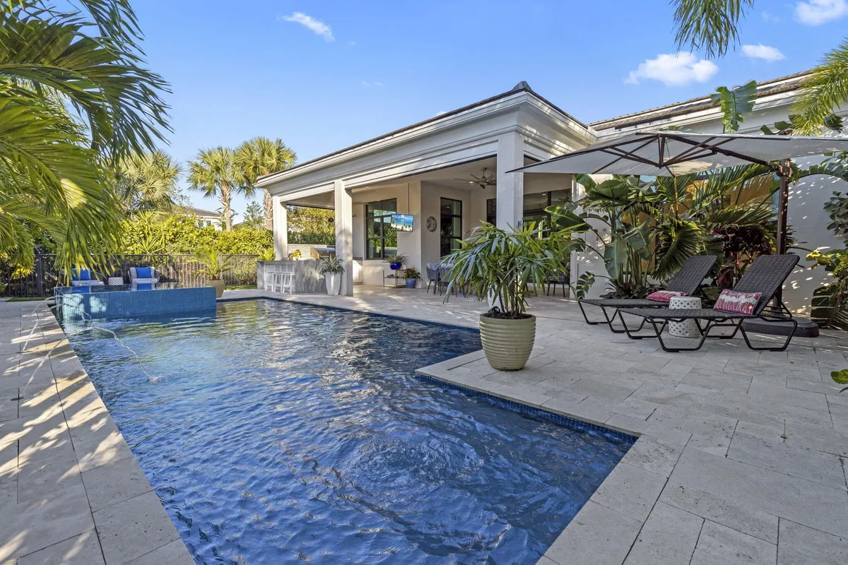 Artistry Palm Beach Gardens Residence photo 16