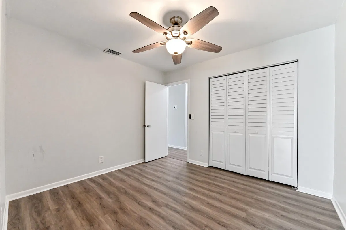  Residence photo 19