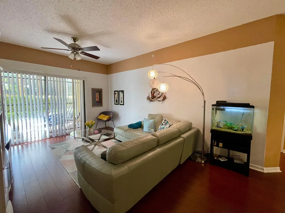Unit 108 photo 10