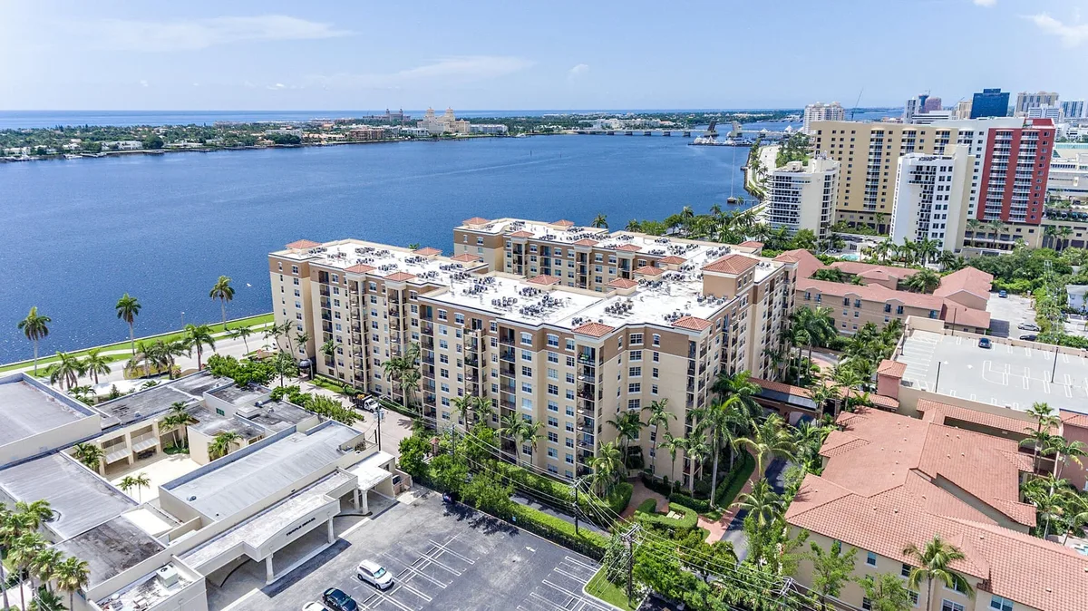 Flagler Pointe Unit 639 photo 4