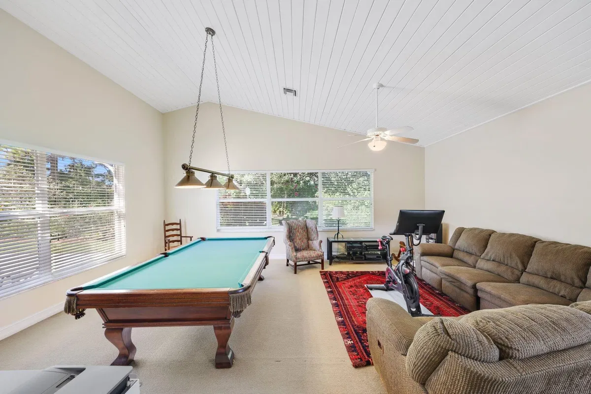 Boca Bath & Tennis Residence photo 22