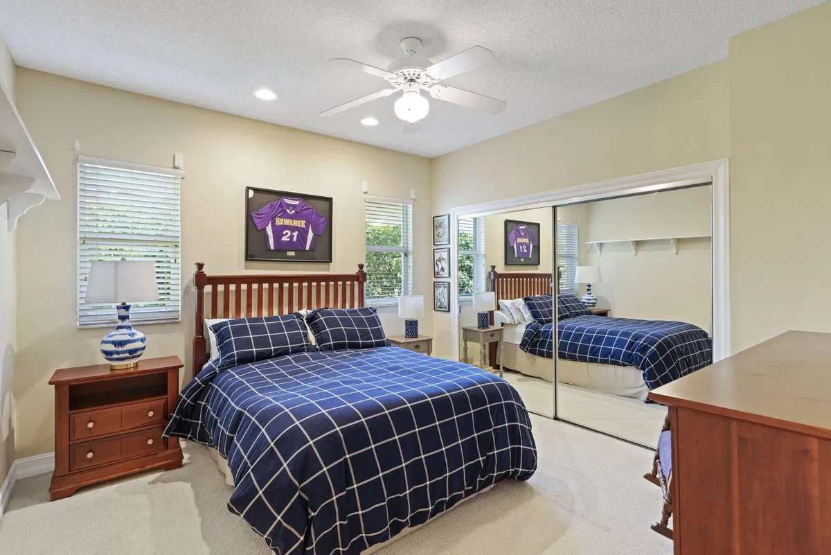 Boca Bath & Tennis Residence photo 31