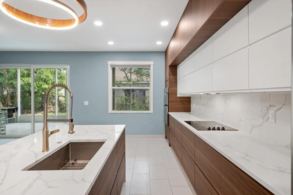  Residence photo 13