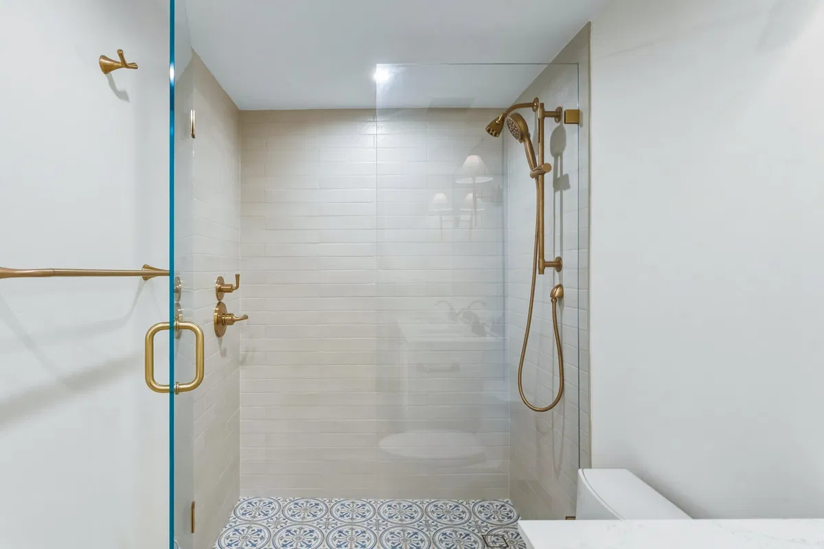 Winthrop House Condos Unit 308 photo 13