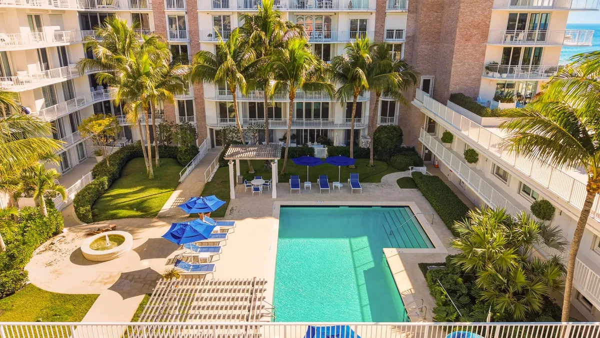 Winthrop House Condos Unit 308 photo 19