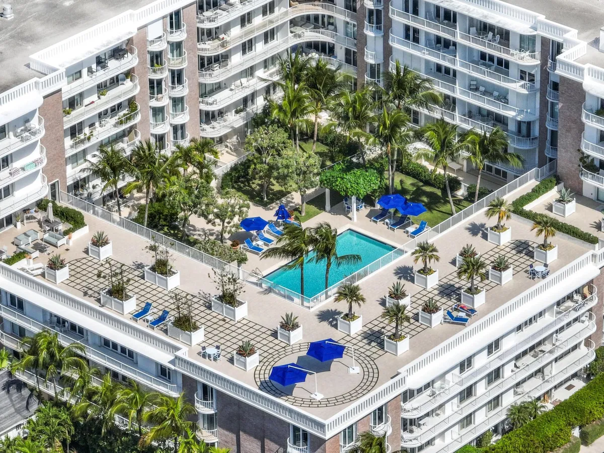 Winthrop House Condos Unit 308 photo 43