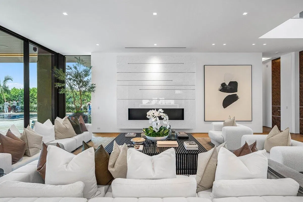 Admirals Cove Residence photo 19
