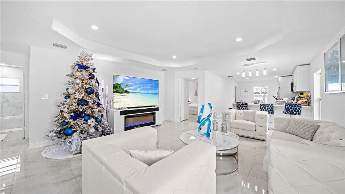 Residence photo 25