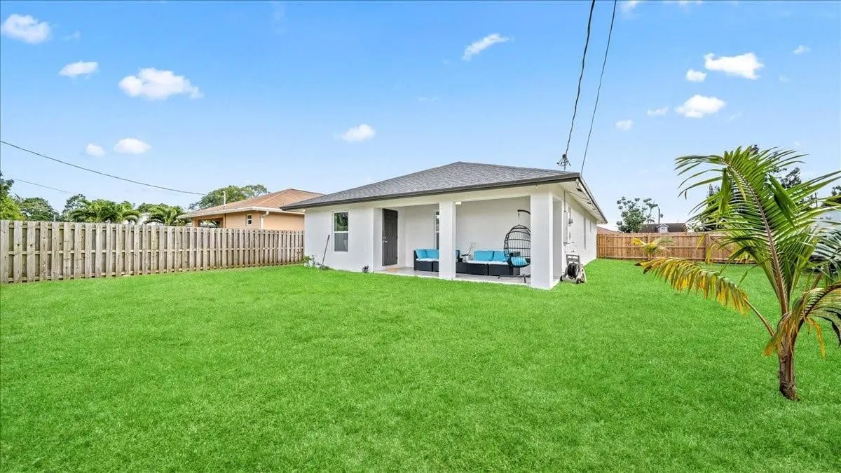 Residence photo 28