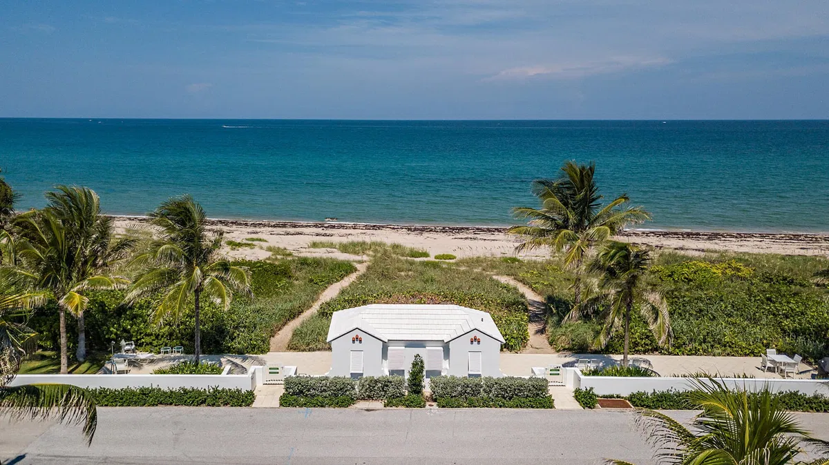 North End Palm Beach Residence photo 16