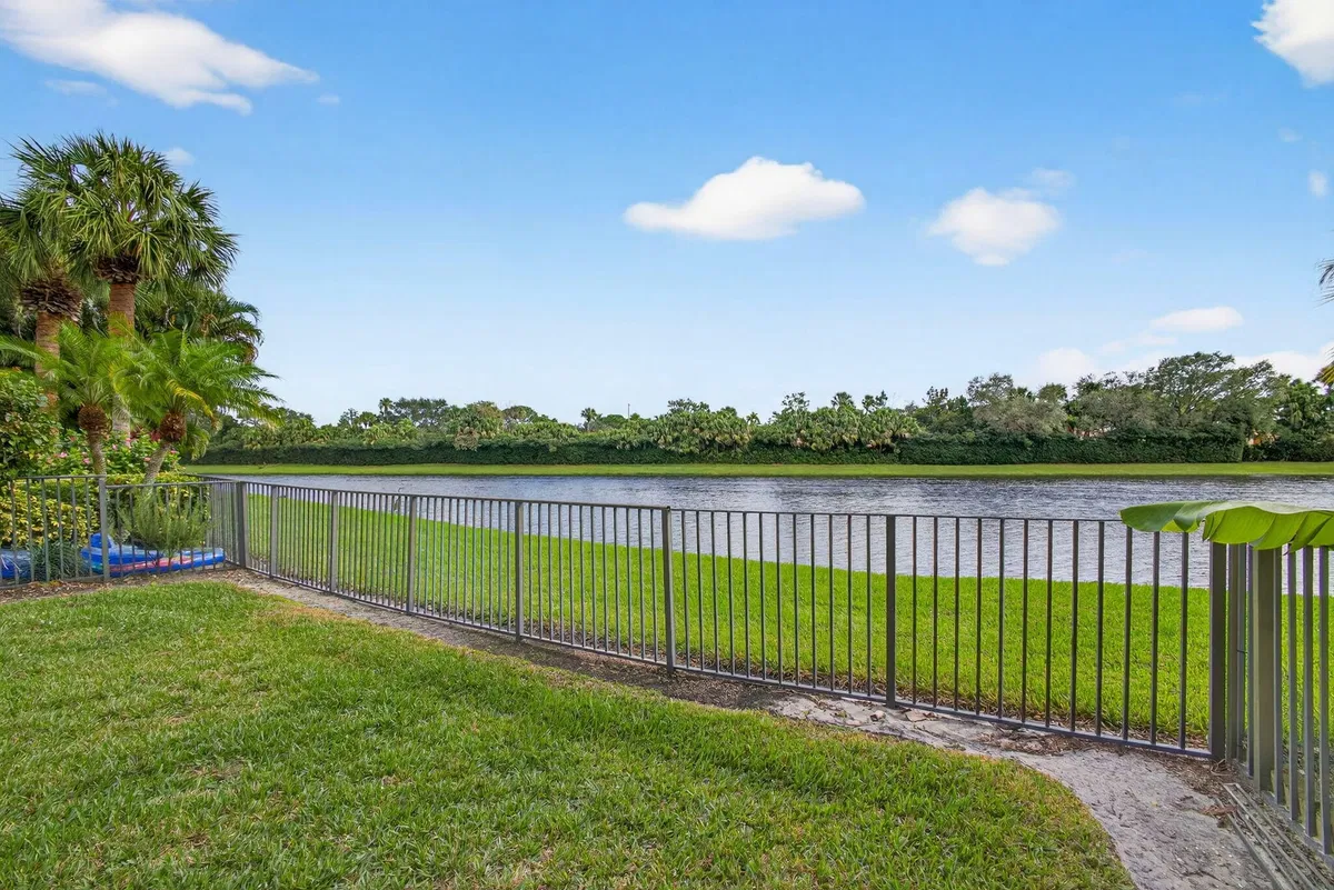 Mirasol Country Club Residence photo 67