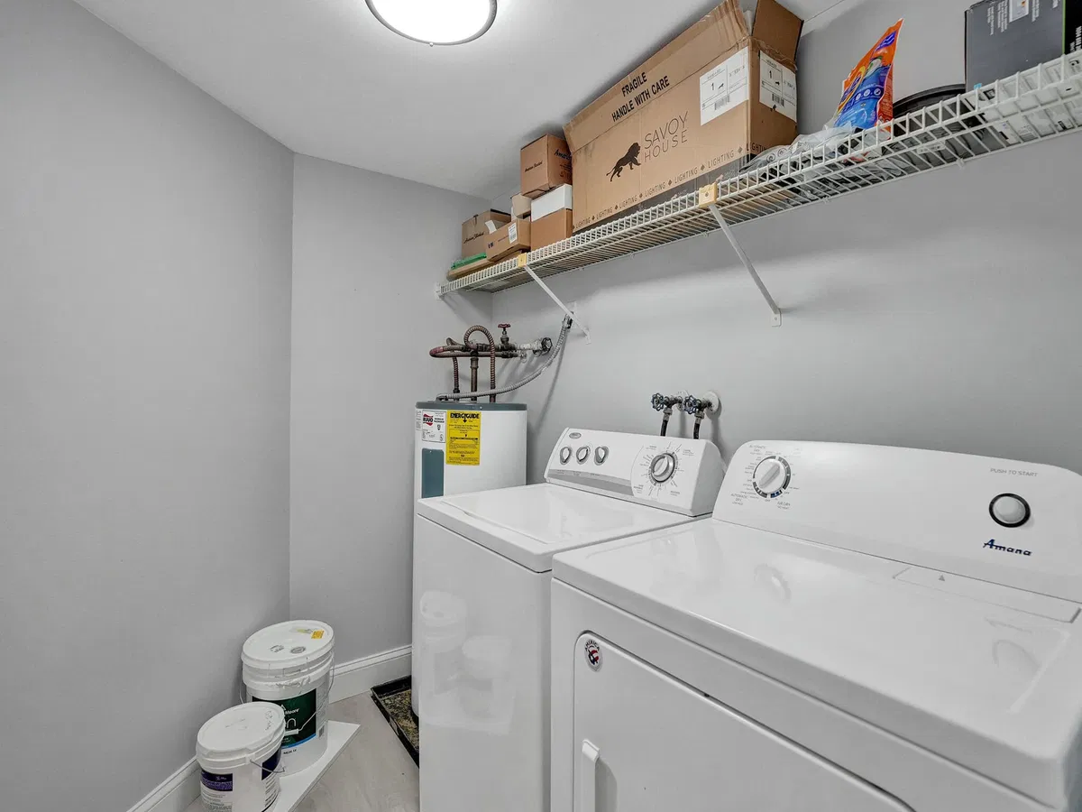 Unit 405 photo 34