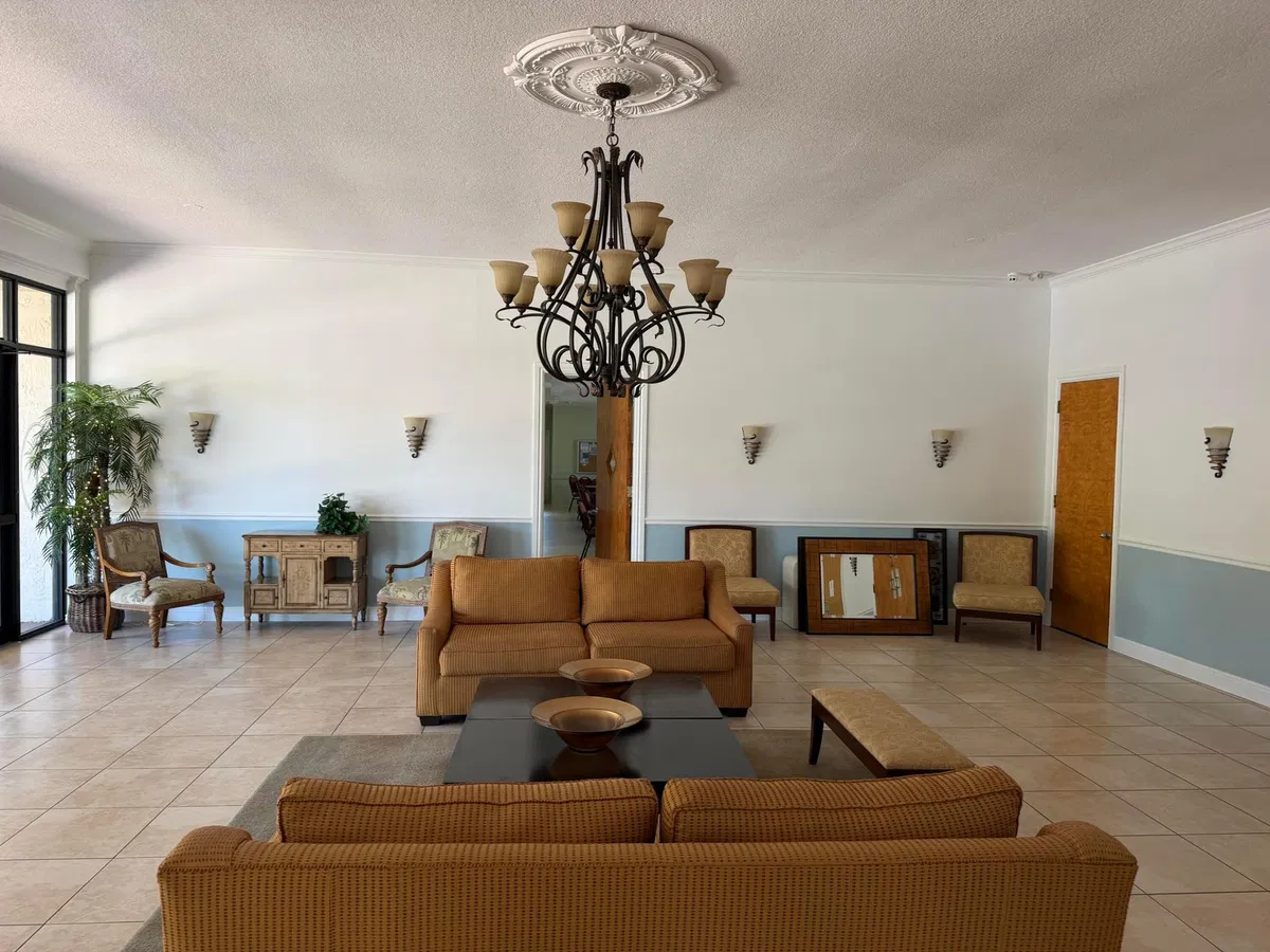  Unit 302 photo 70