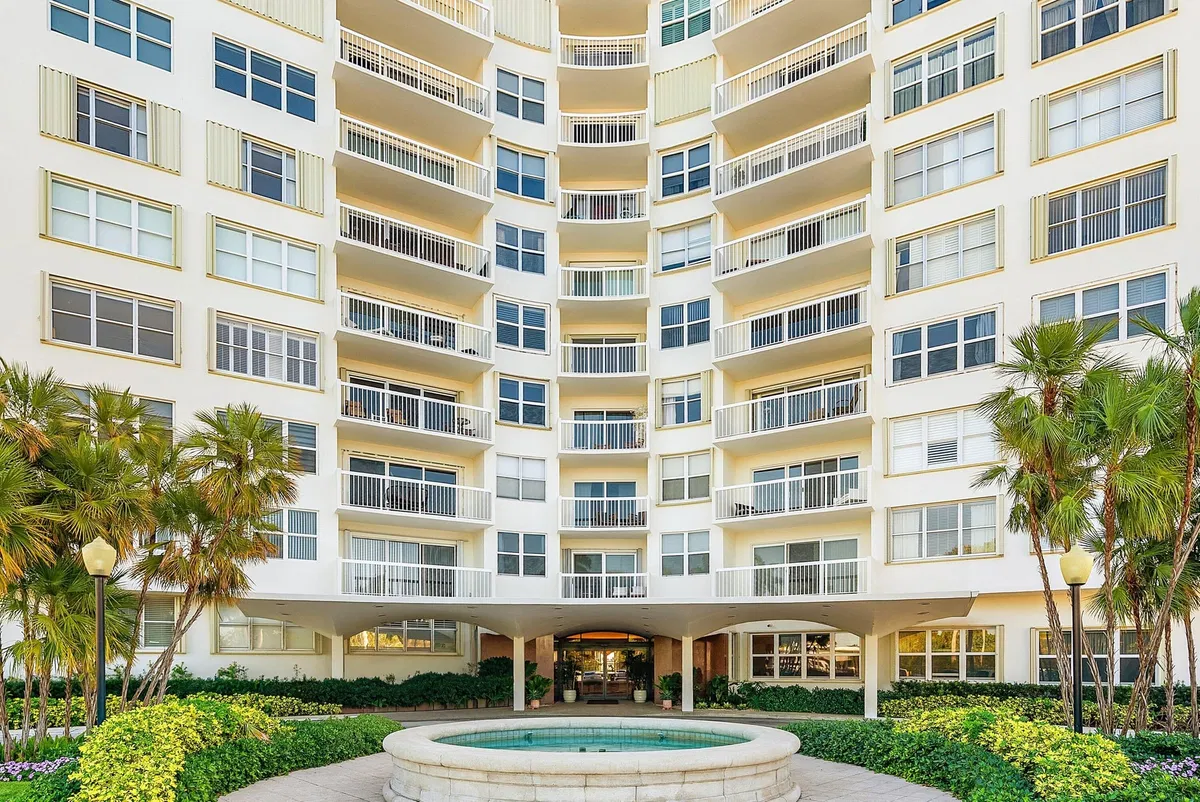 2600 N Flagler Unit 407 photo 19