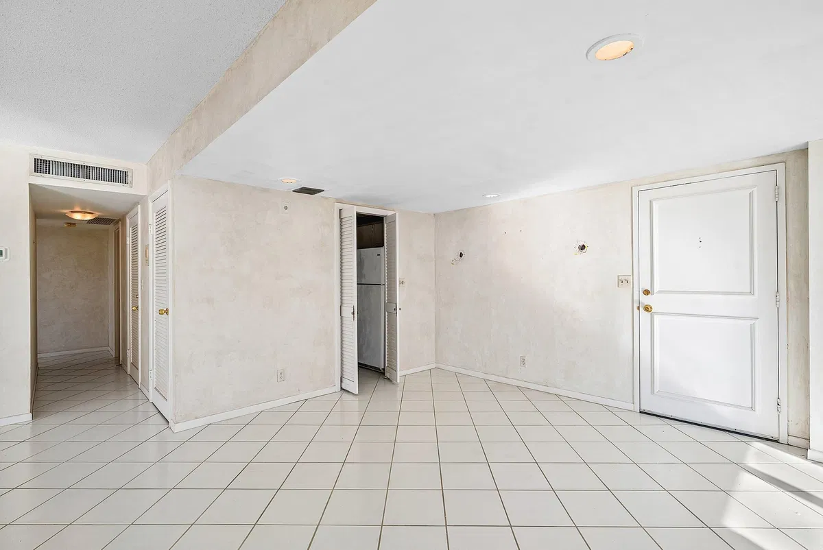 2600 N Flagler Unit 407 photo 25