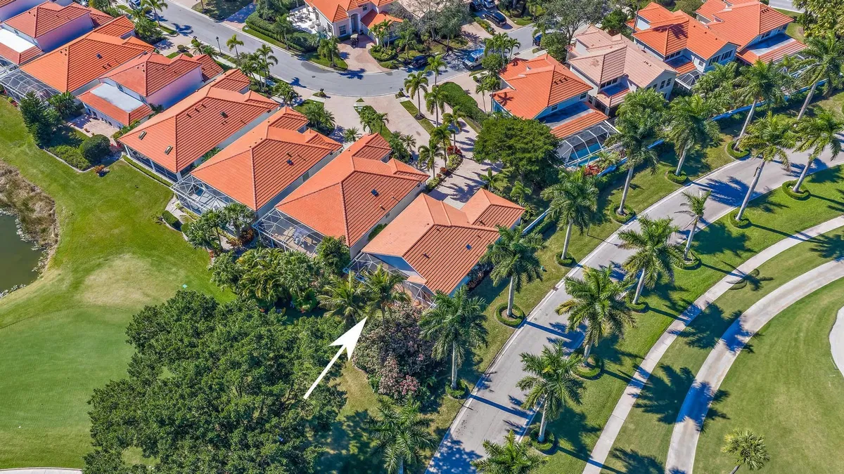 Ibis Golf & Country Club Residence
