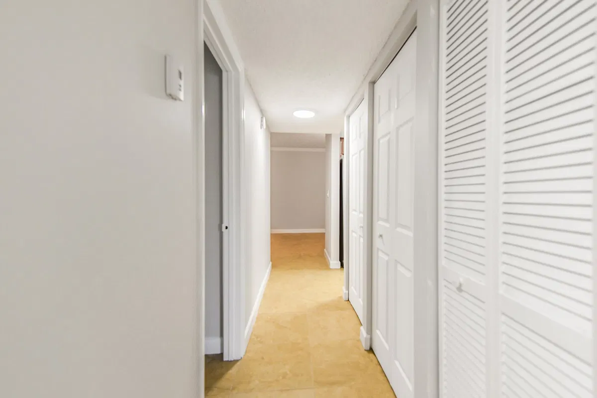 Unit 140 photo 19