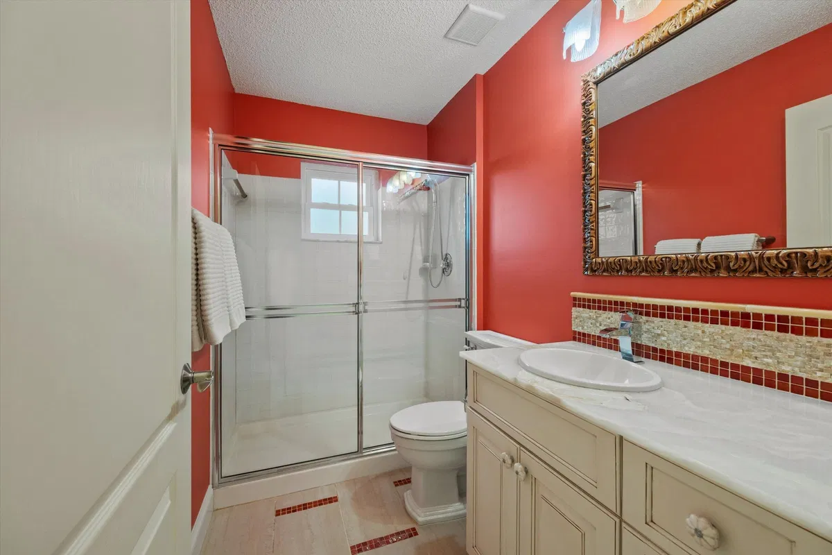 Residence photo 19