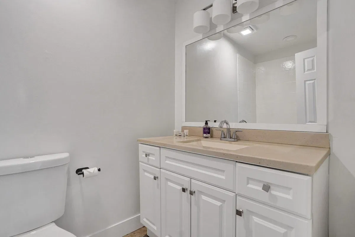 Residence photo 25