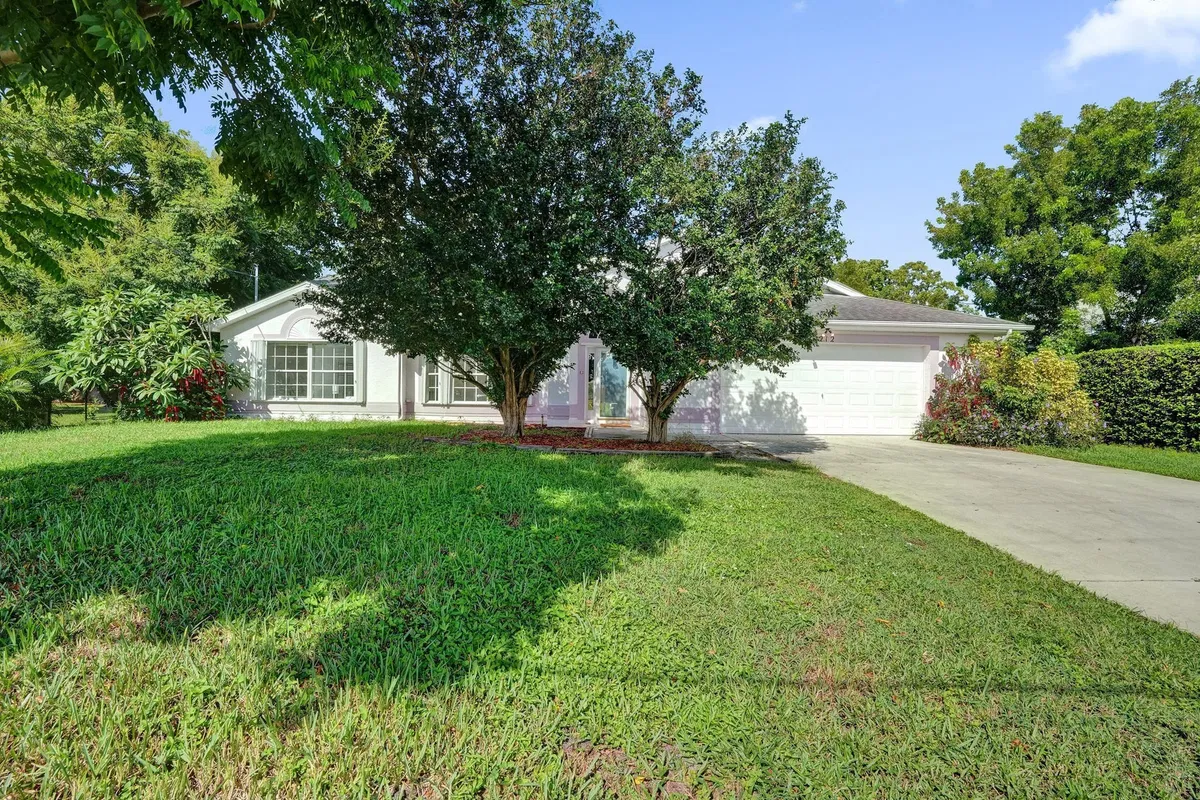 Residence photo 49