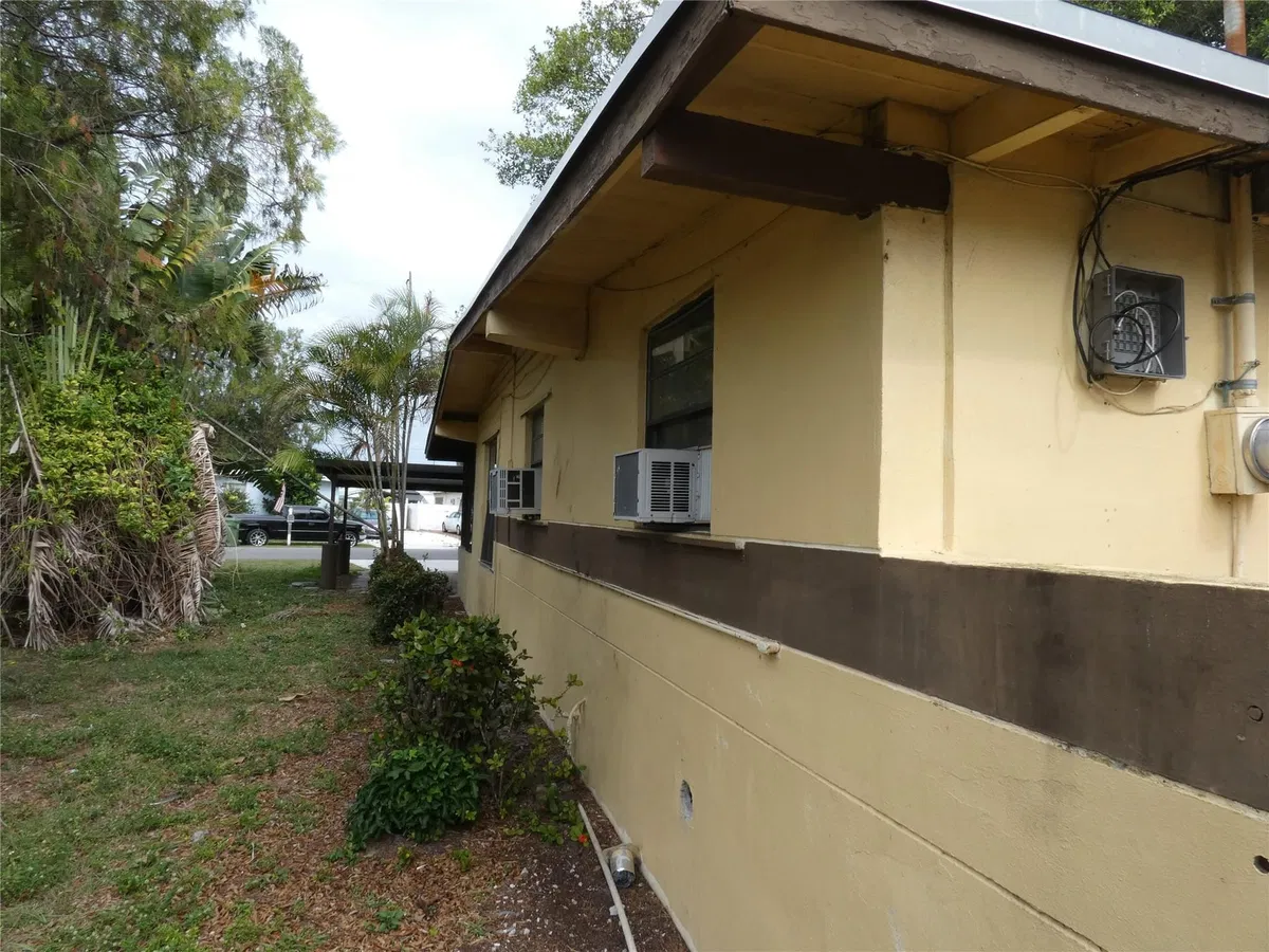 Residence photo 4