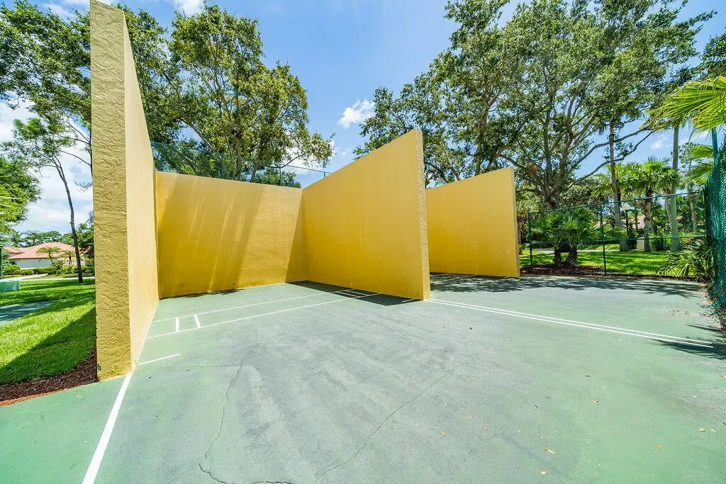 Residence photo 31