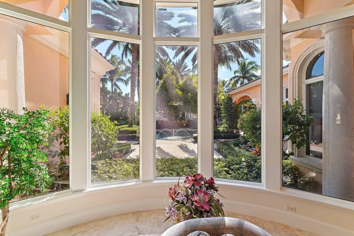 Old Palm Golf Club Residence photo 19