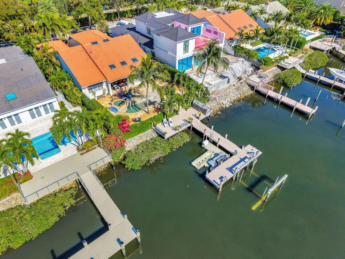 Admirals Cove Residence photo 4