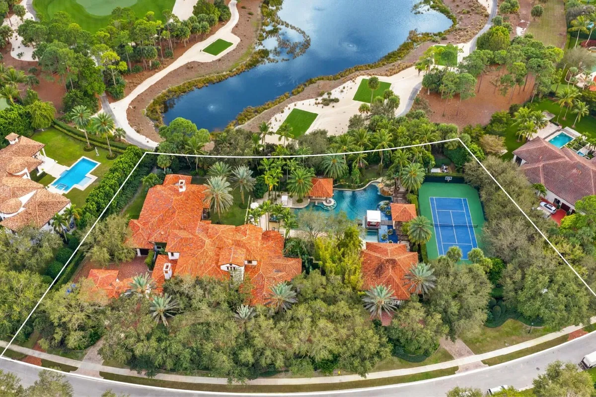Old Palm Golf Club Residence