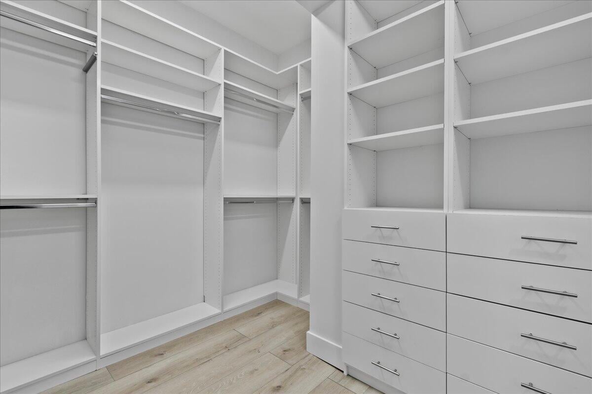 Residence photo 52