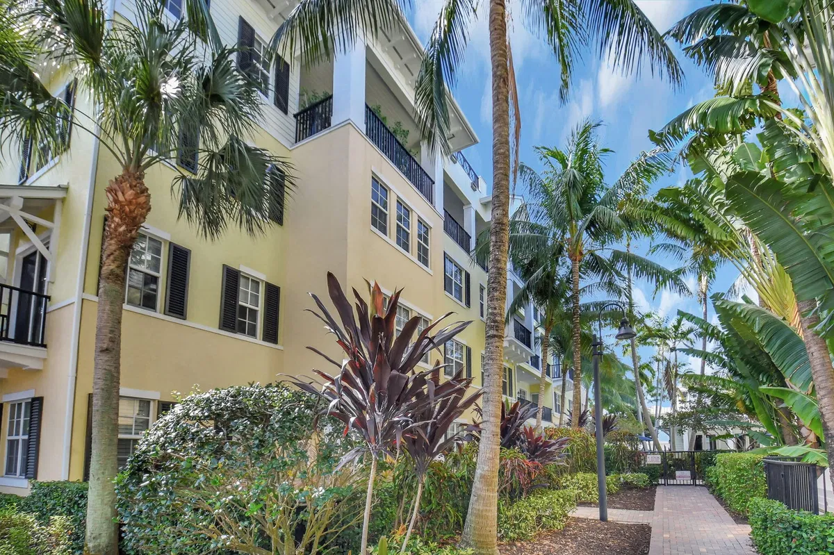 Latitude Delray Unit 307 photo 4